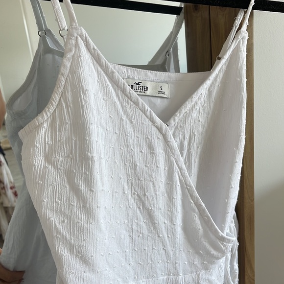 Hollister white wrap-dress with side tie. Size S - Picture 2 of 4